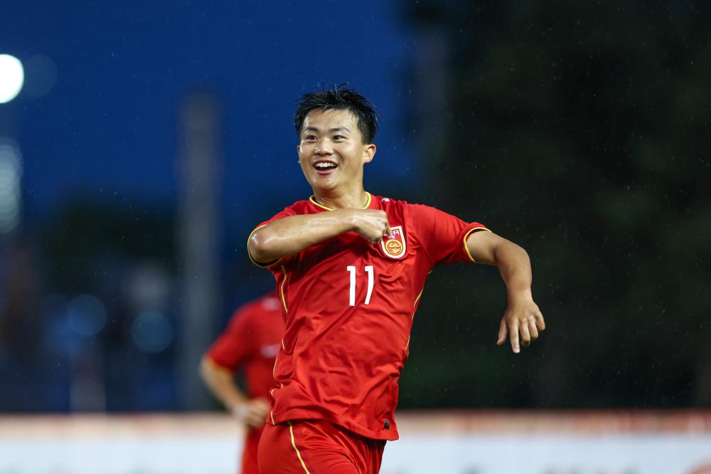 利物浦今日首发平均年龄仅25岁325天，创斯洛特执教时期新低