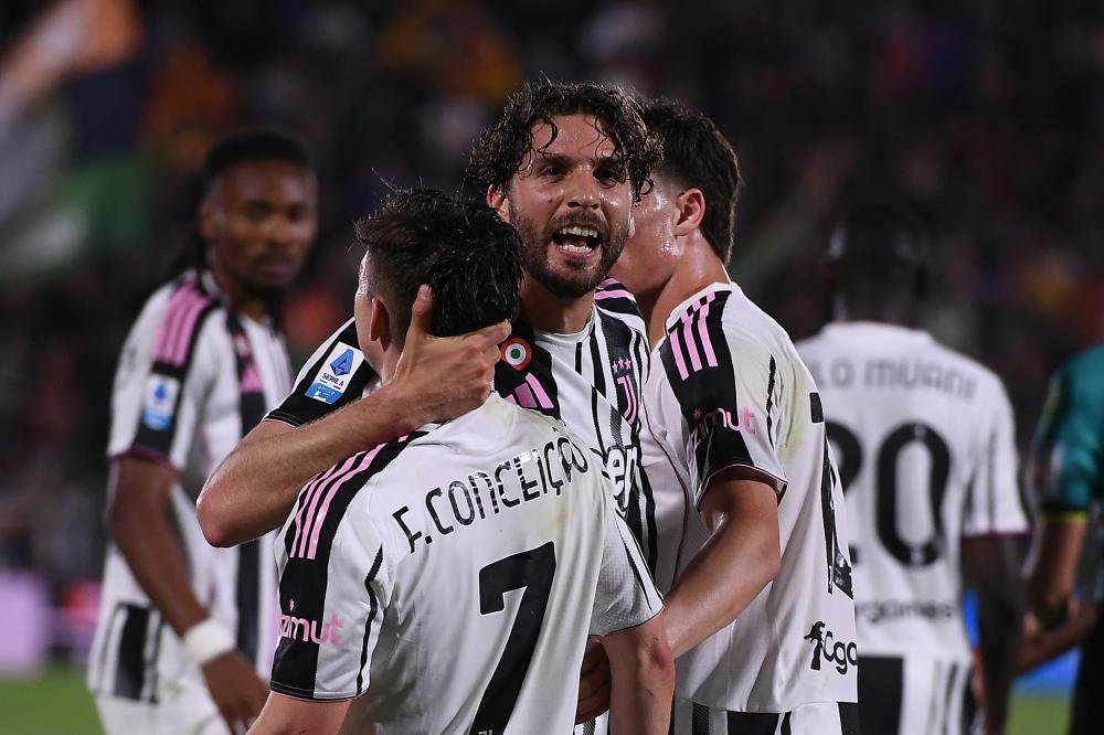 詹姆斯高效29分末节收割比赛，湖人险胜76人迎关键胜利